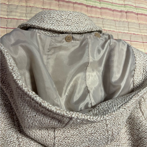 Liz Claiborne Textured Trench Coat in Cream - Picture 8 of 11